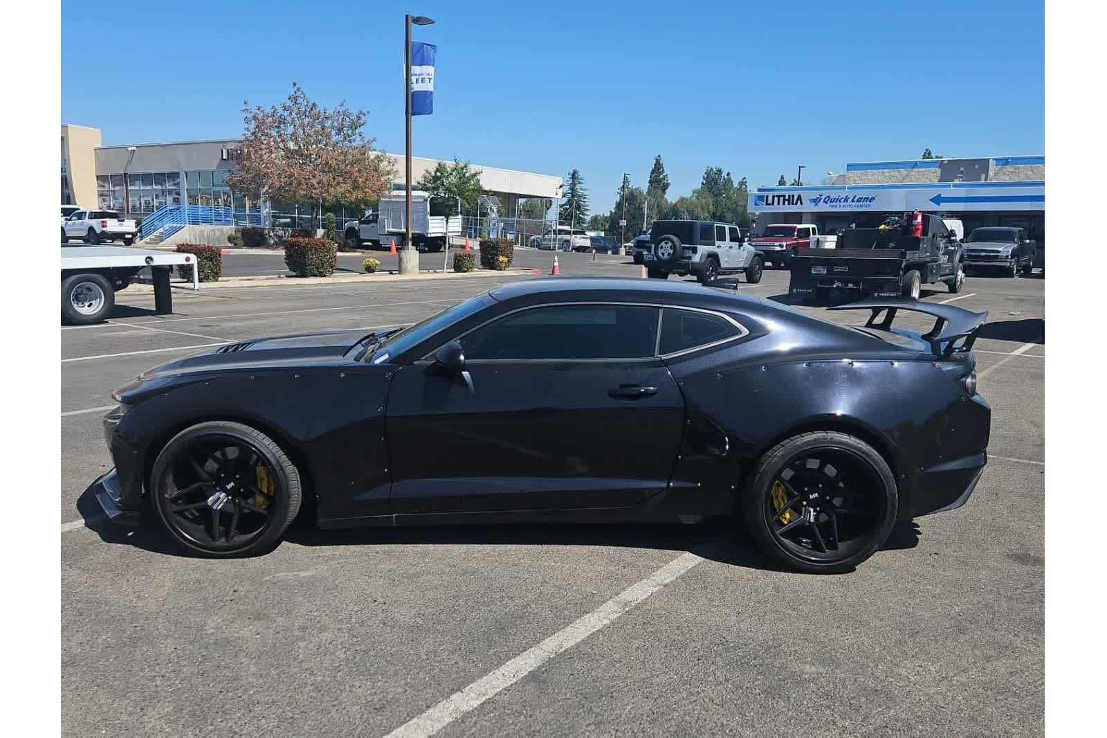 Thumbnail: 2019 Chevrolet Camaro - 6