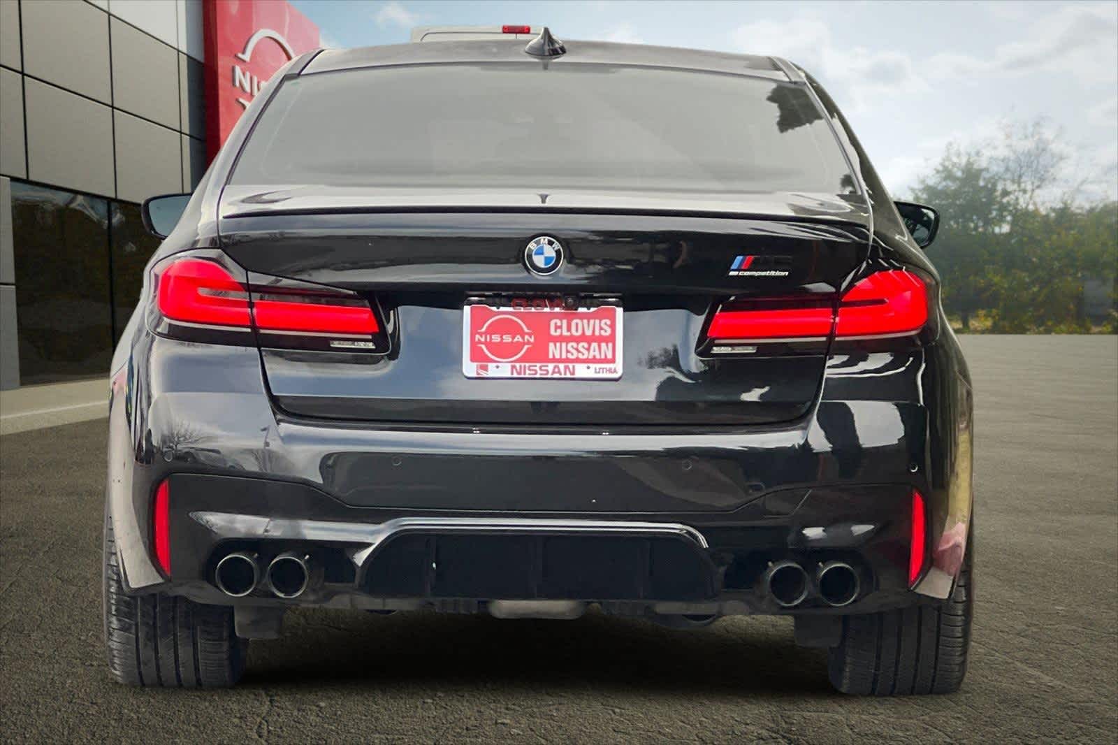 Thumbnail: 2021 BMW M5 - 8