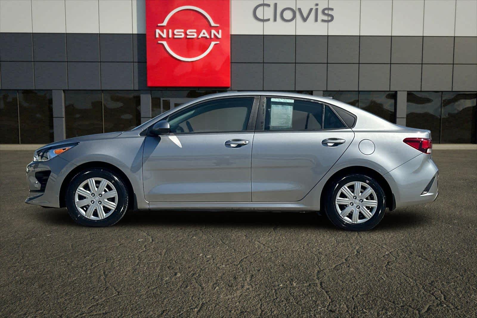 Thumbnail: 2021 Kia Rio - 6