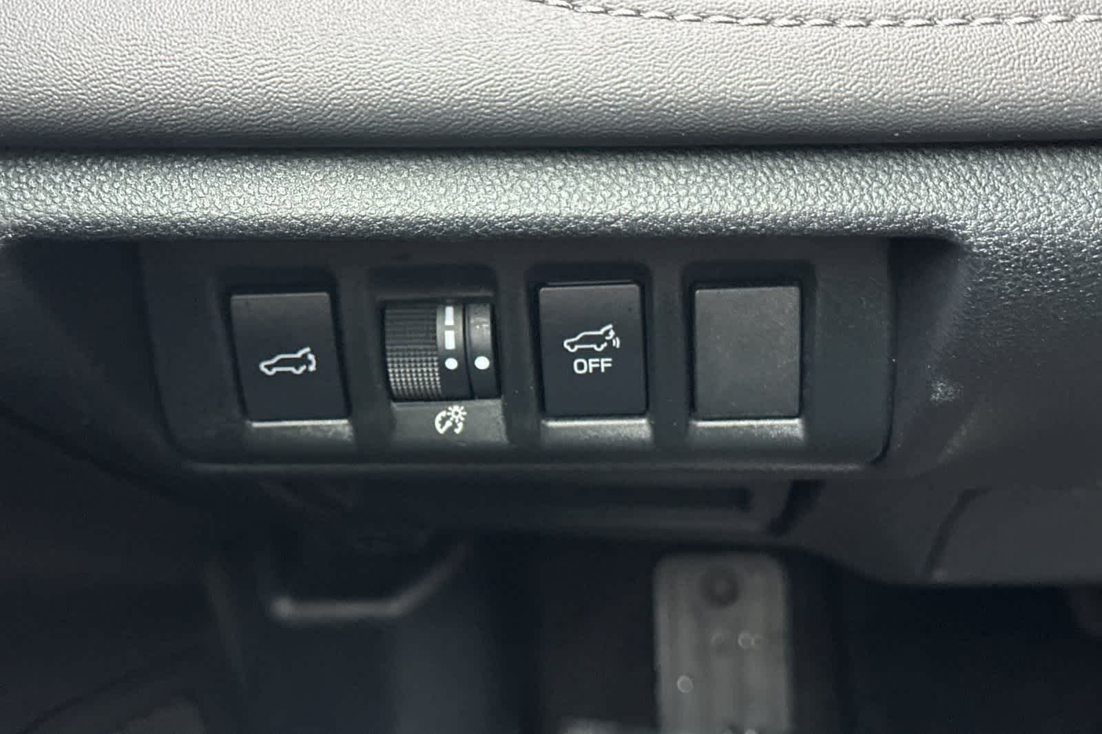 Thumbnail: 2023 Subaru Outback - 32