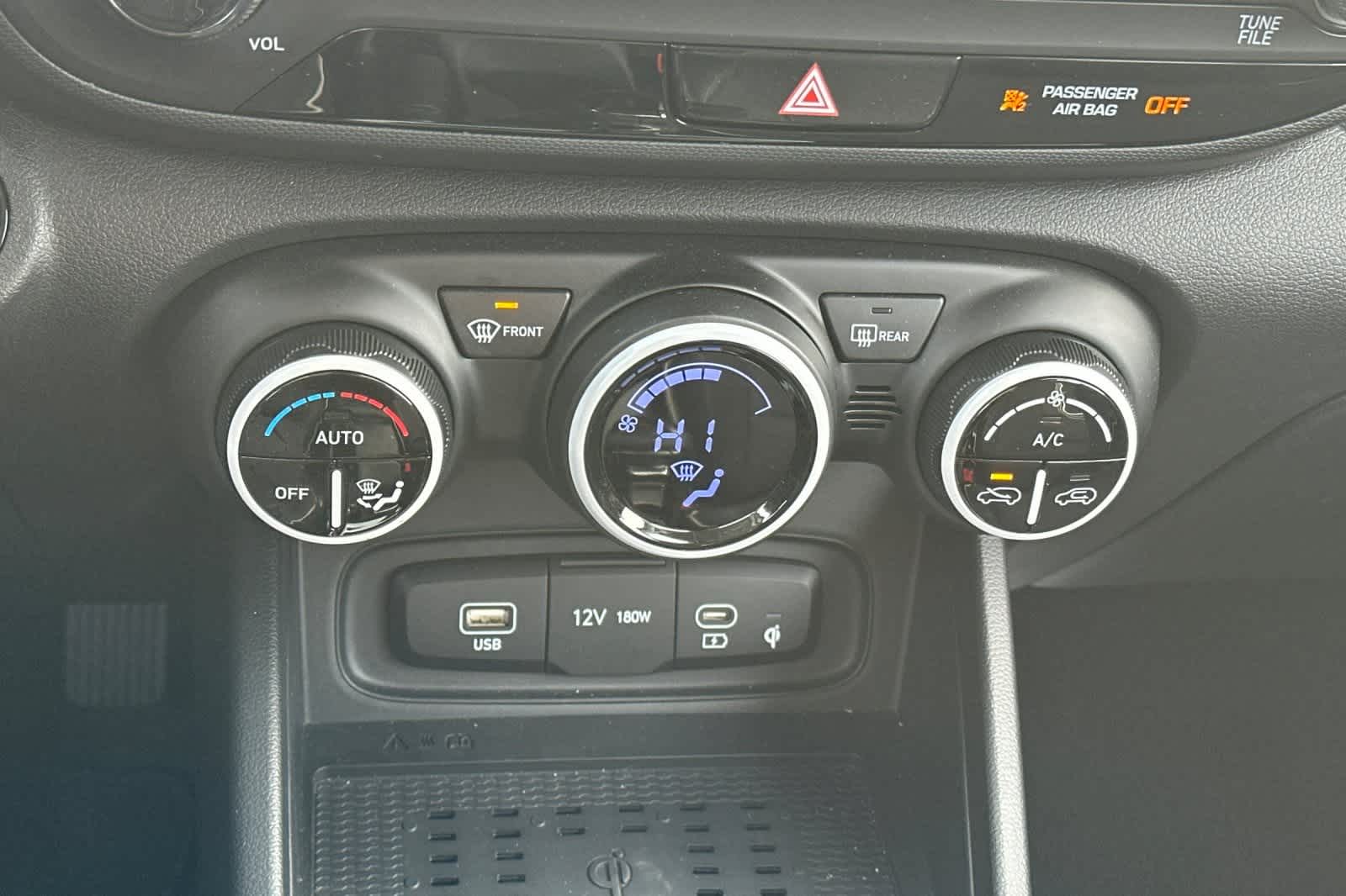 Thumbnail: 2025 Hyundai Venue - 24