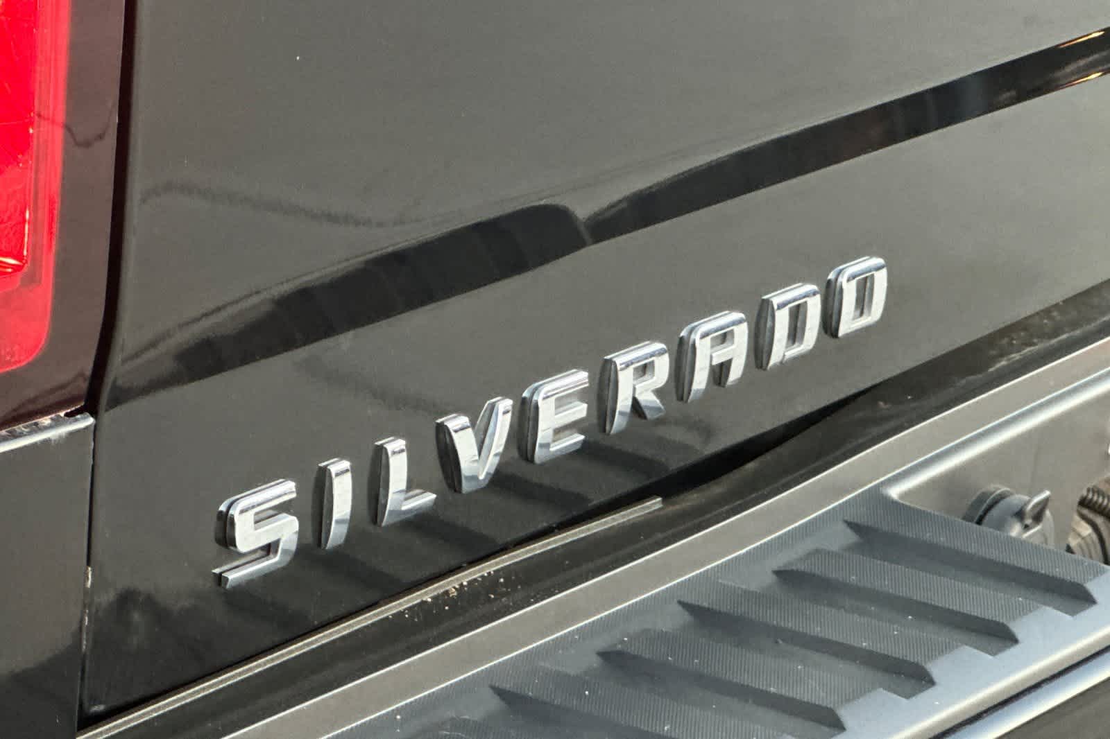 Thumbnail: 2017 Chevrolet Silverado 1500 - 13