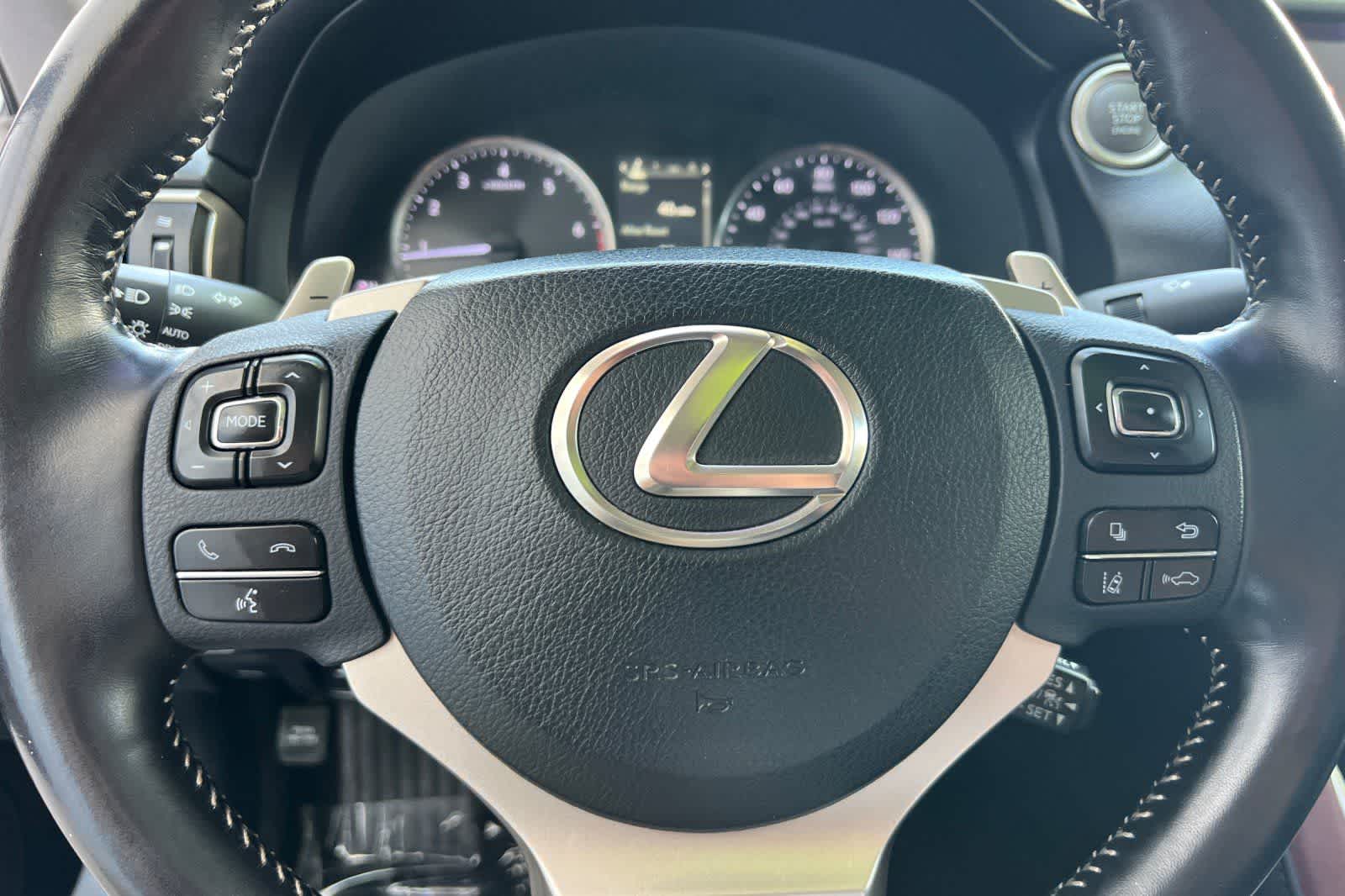 Thumbnail: 2020 Lexus IS - 28