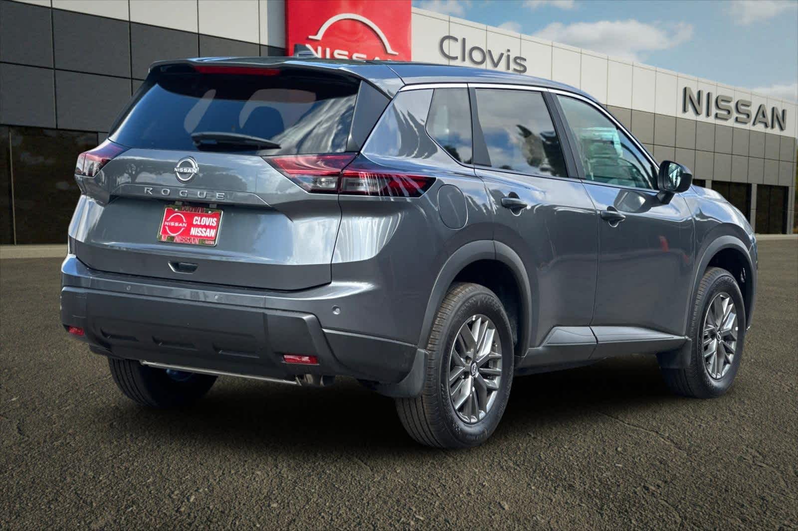 Thumbnail: 2026 Nissan Rogue - 3