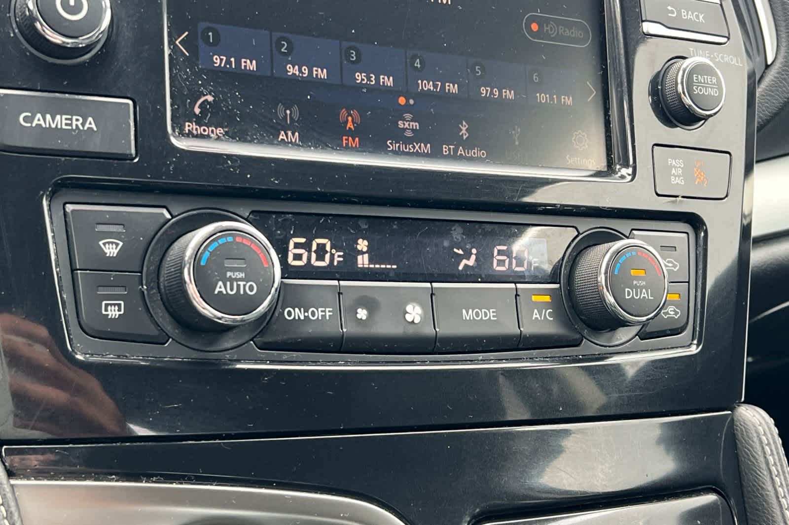 Thumbnail: 2020 Nissan Maxima - 23