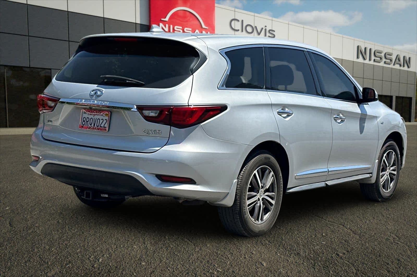 Thumbnail: 2019 INFINITI QX60 - 3