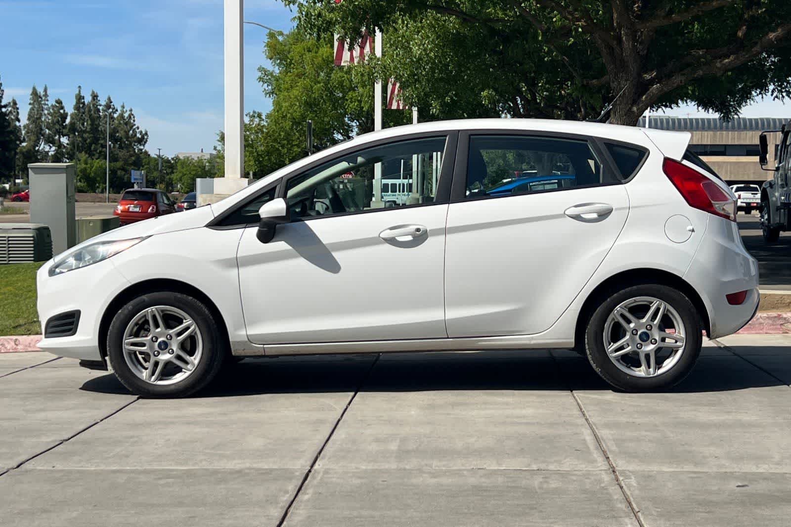 Thumbnail: 2019 Ford Fiesta - 6