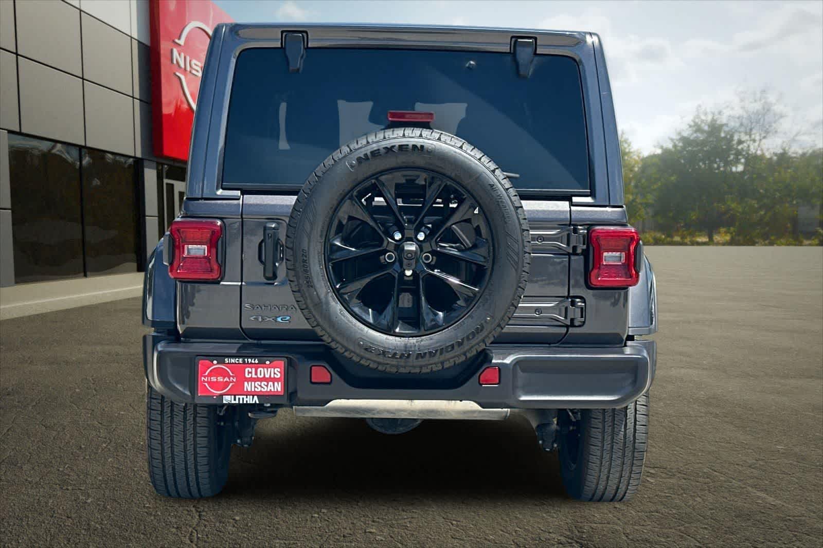 Thumbnail: 2025 Jeep Wrangler - 8