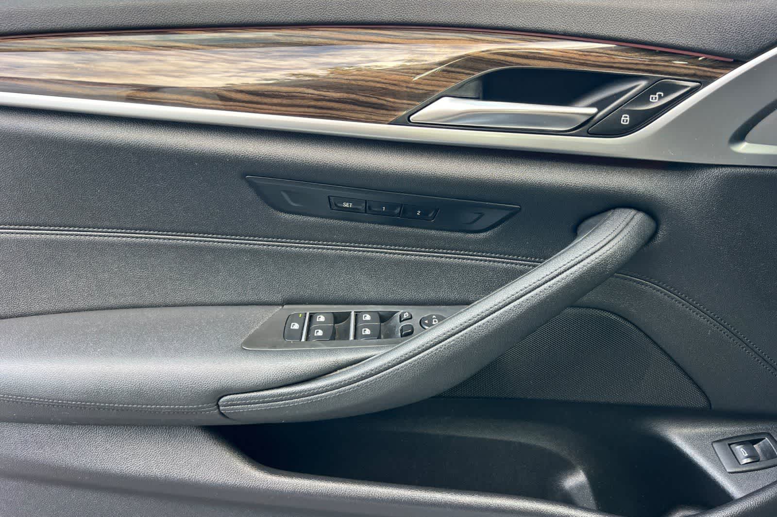 Thumbnail: 2018 BMW 5 Series - 13