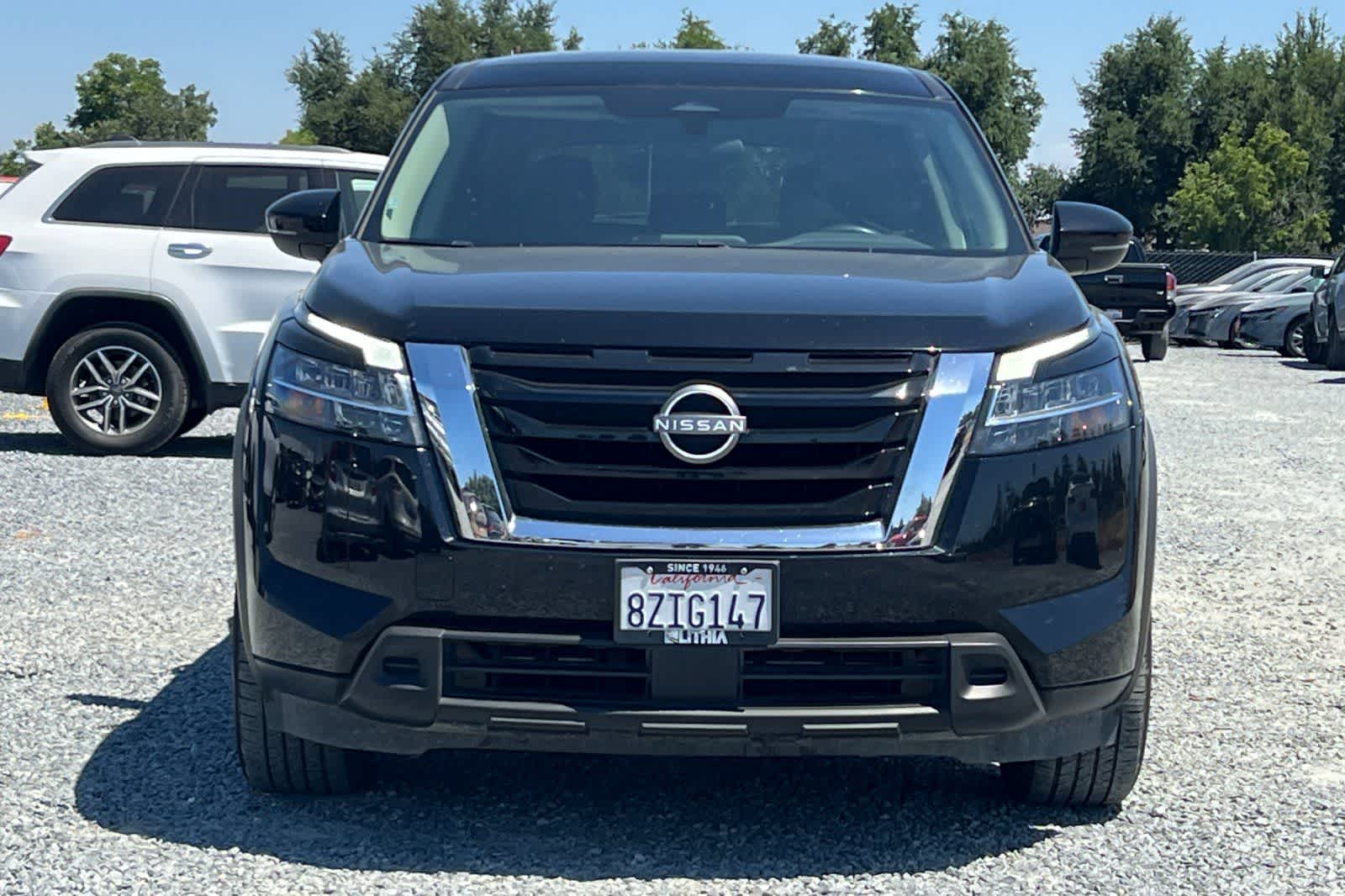 Thumbnail: 2022 Nissan Pathfinder - 11