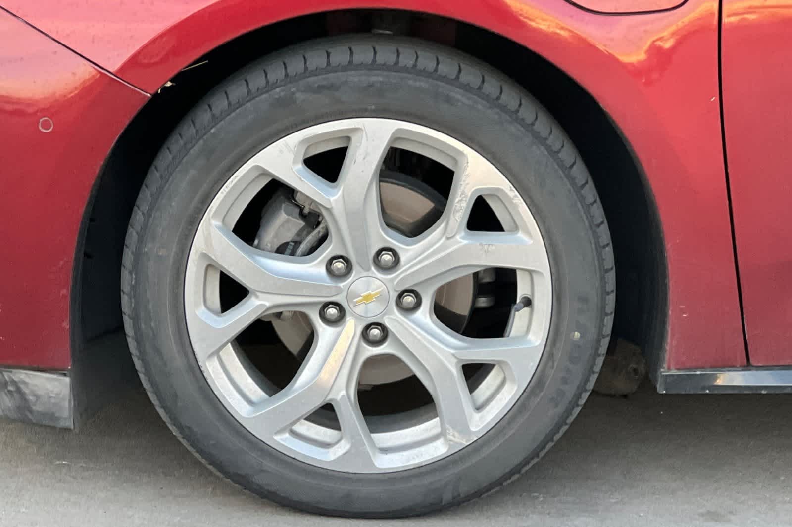 Thumbnail: 2016 Chevrolet Volt - 12