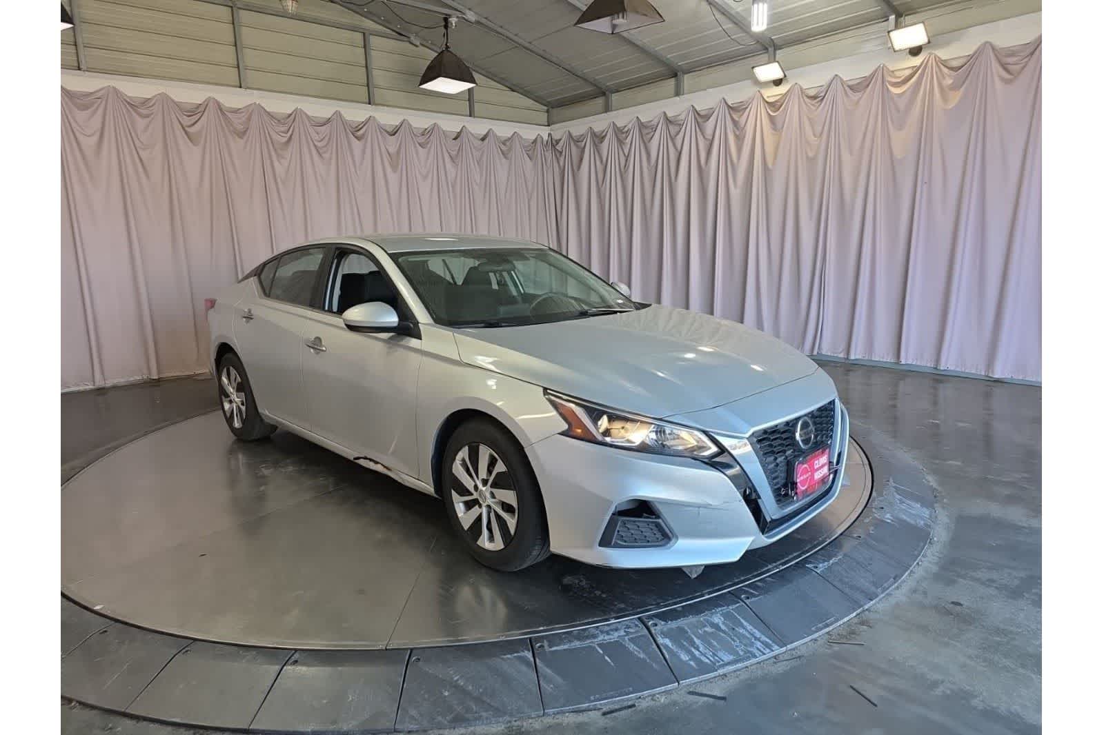 Thumbnail: 2020 Nissan Altima - 6