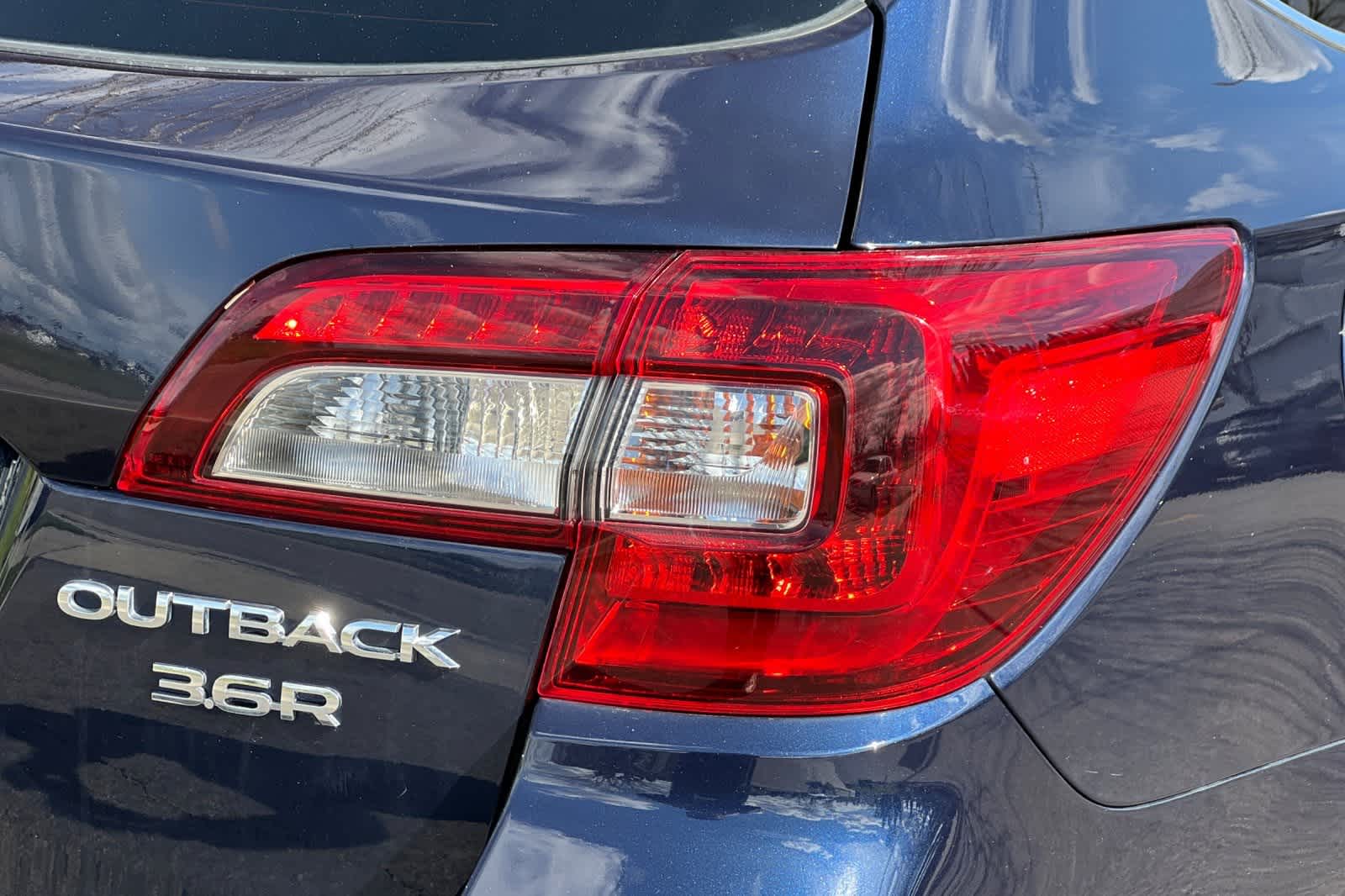 Thumbnail: 2018 Subaru Outback - 37