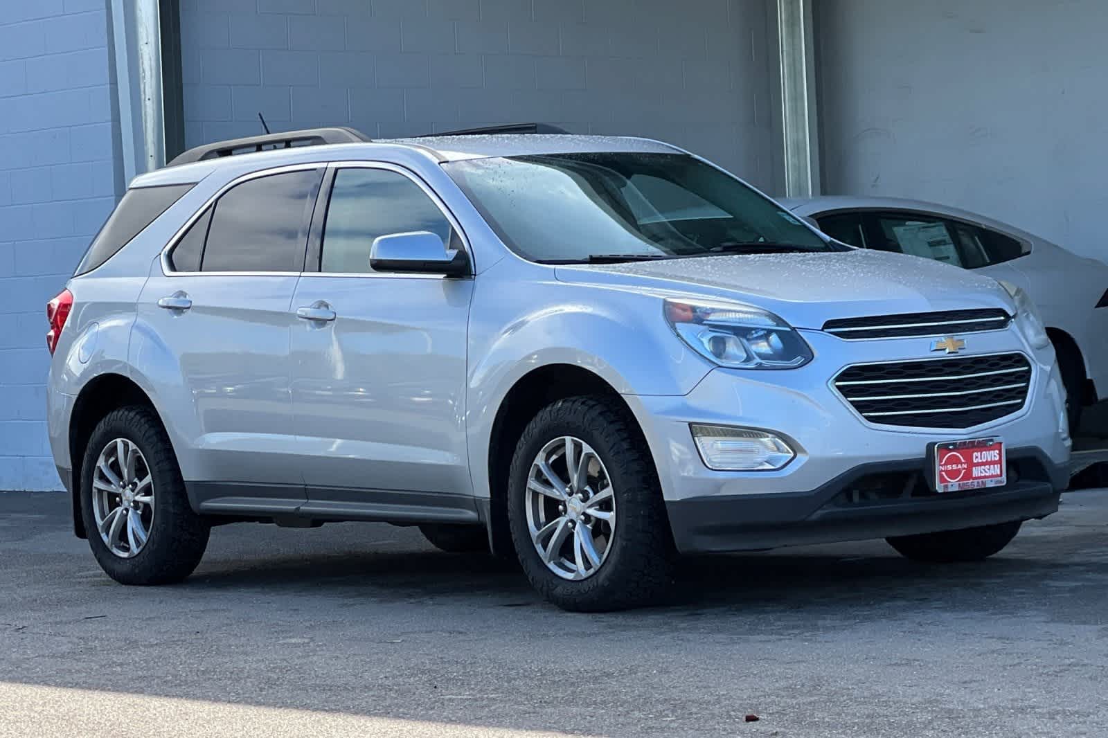 Thumbnail: 2016 Chevrolet Equinox - 10