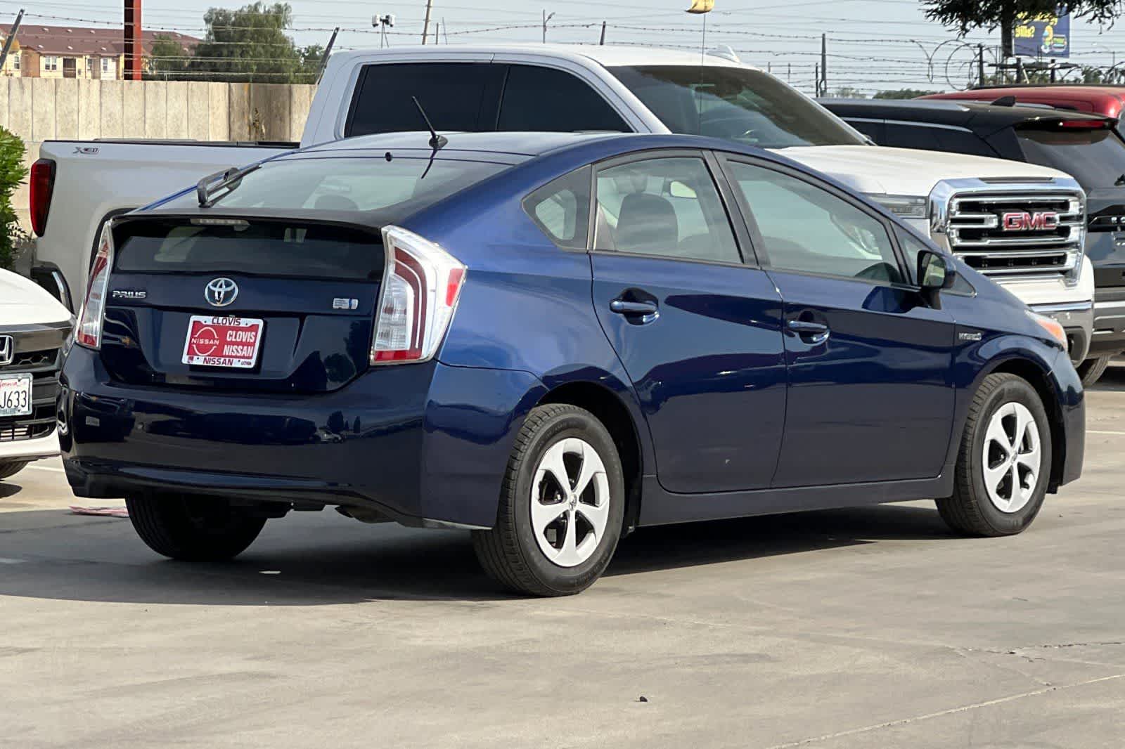 Thumbnail: 2013 Toyota Prius - 3