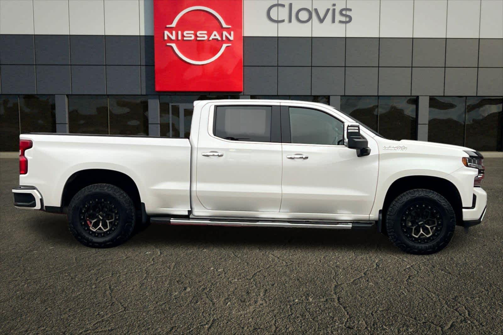 Thumbnail: 2021 Chevrolet Silverado 1500 - 9