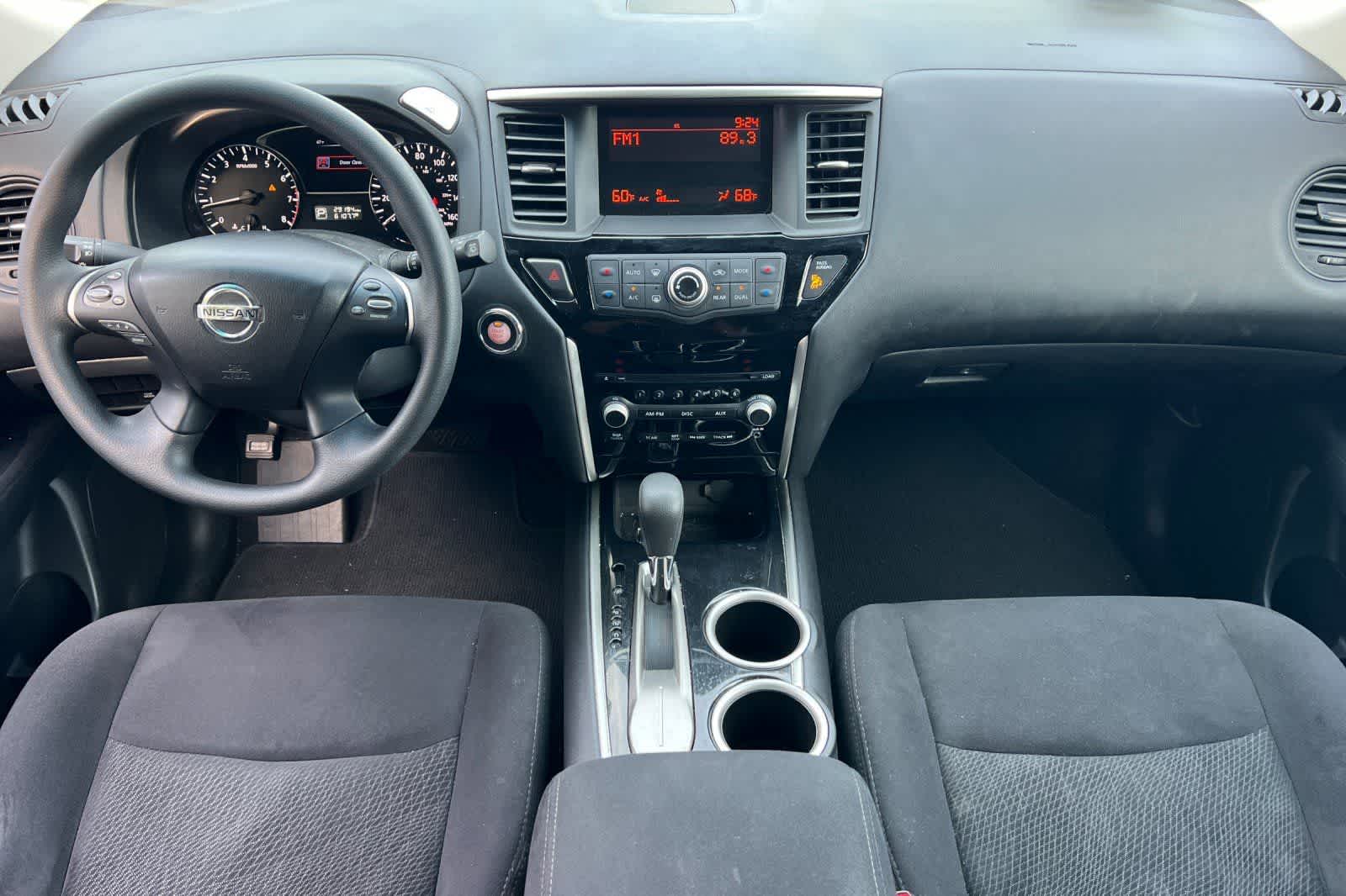 Thumbnail: 2015 Nissan Pathfinder - 4