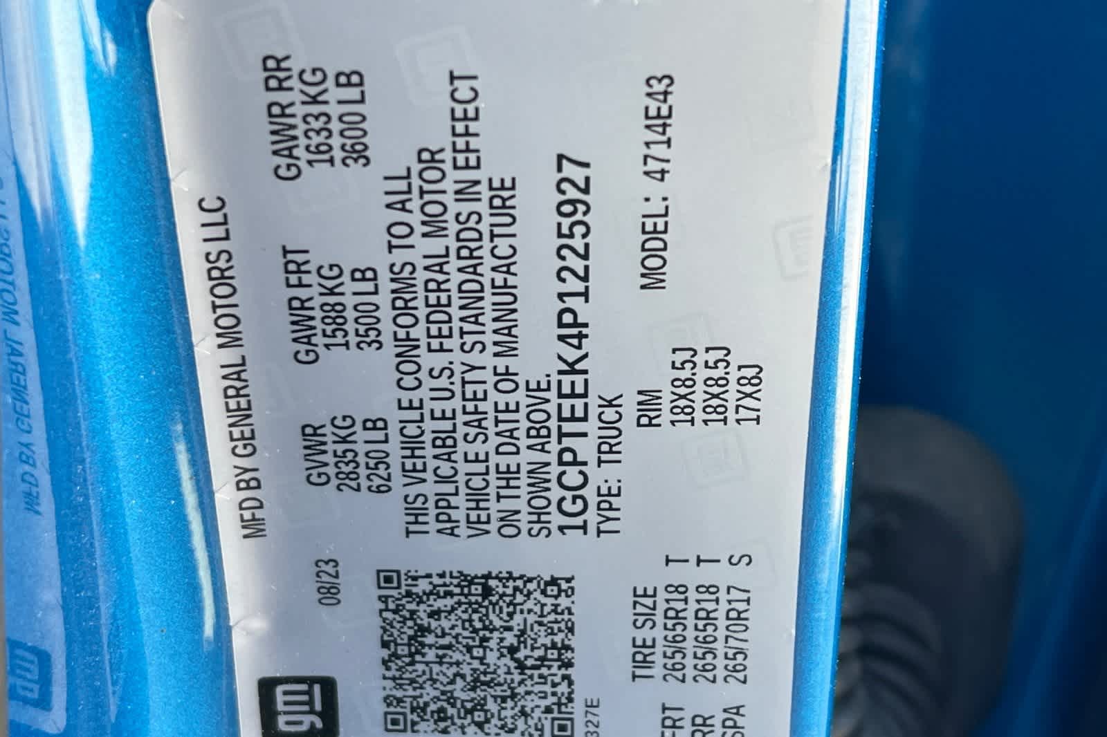 Thumbnail: 2023 Chevrolet Colorado - 29