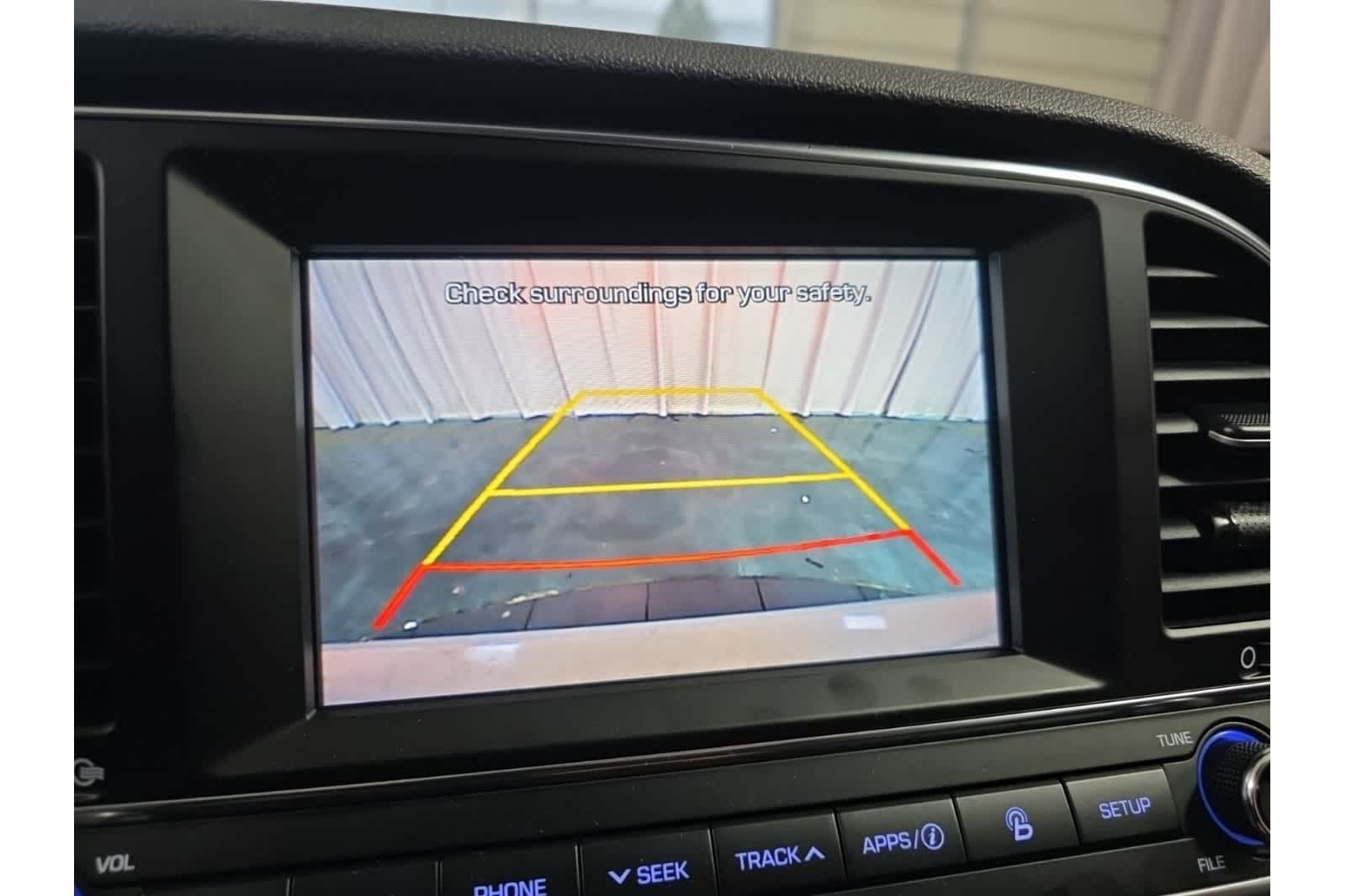 Thumbnail: 2017 Hyundai Elantra - 22