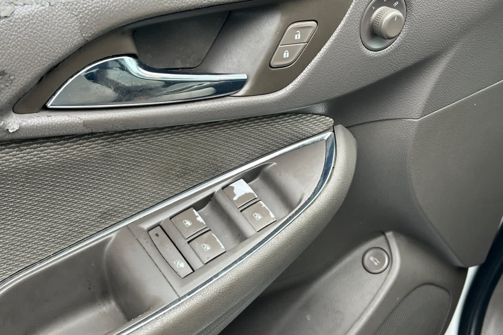 Thumbnail: 2017 Chevrolet Cruze - 13