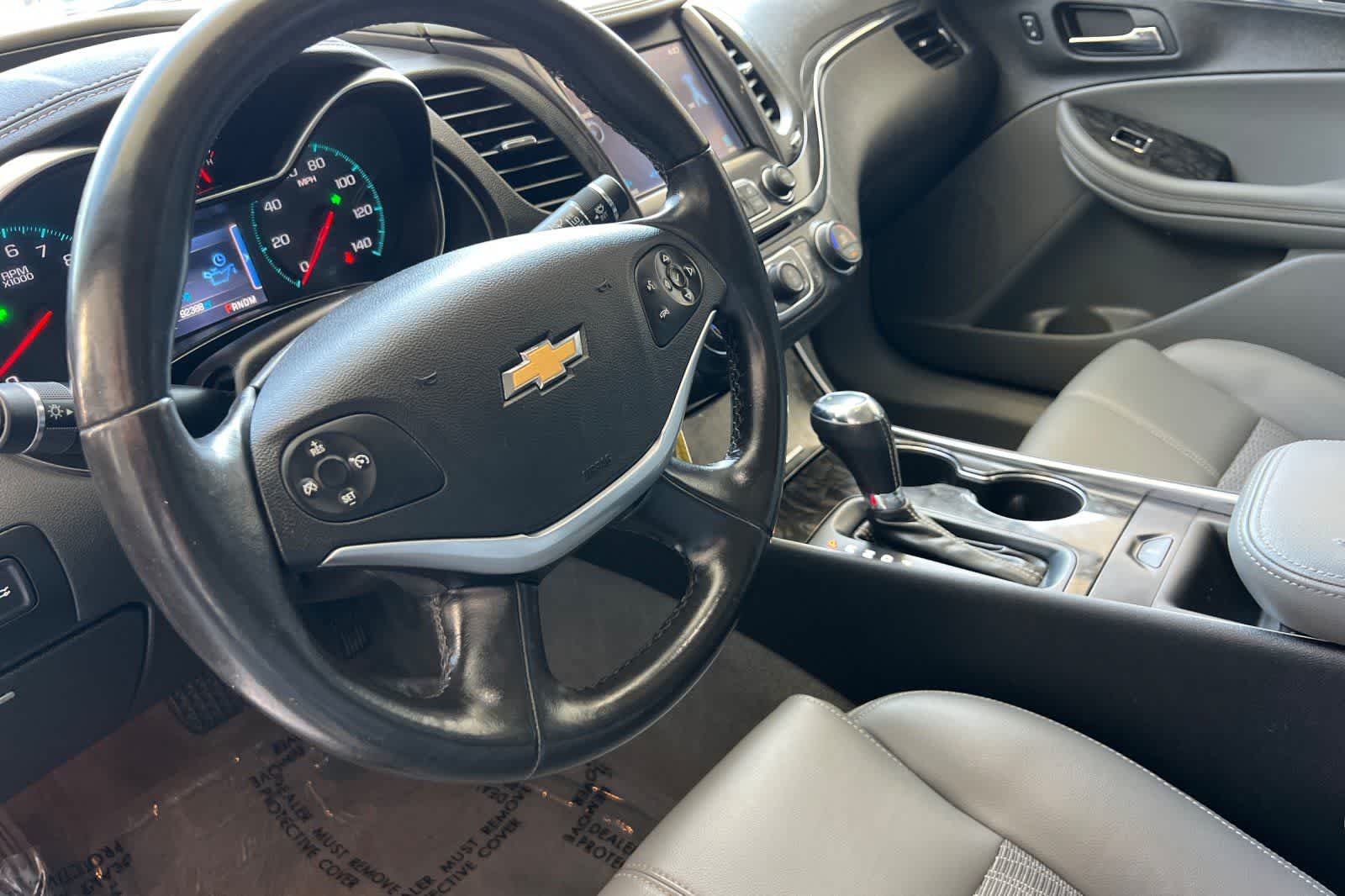 Thumbnail: 2014 Chevrolet Impala - 12
