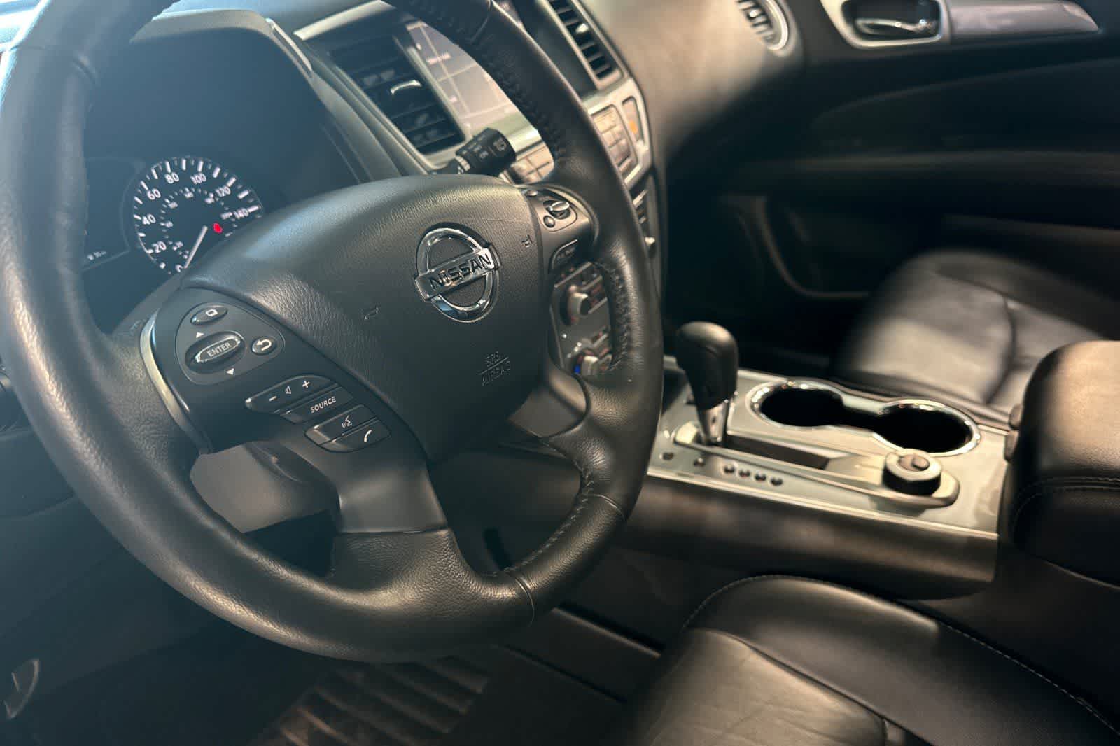 Thumbnail: 2019 Nissan Pathfinder - 14