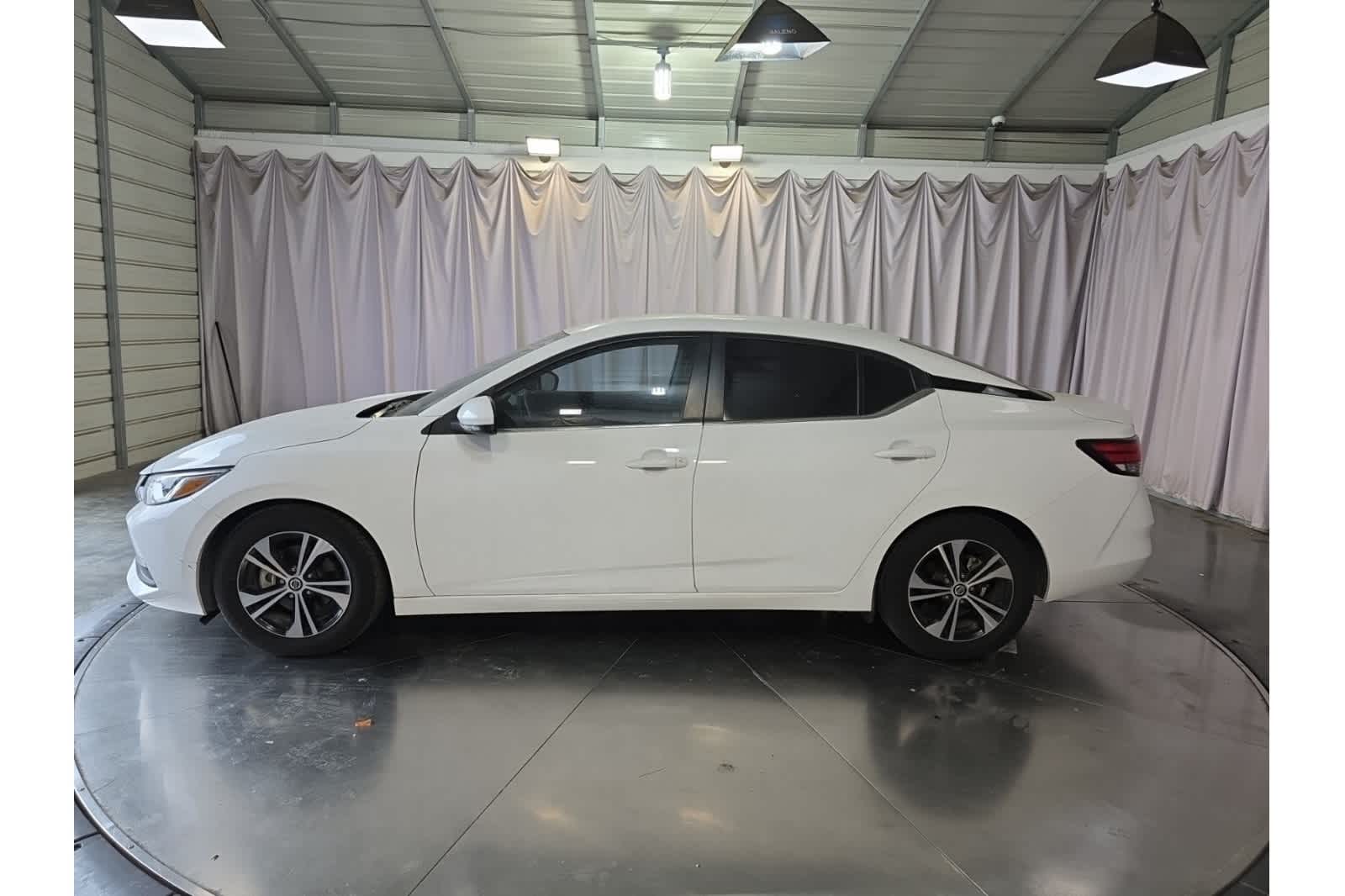 Thumbnail: 2021 Nissan Sentra - 3