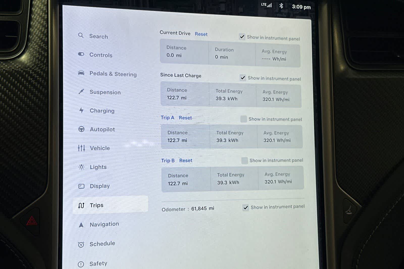 Thumbnail: 2020 Tesla Model X - 28