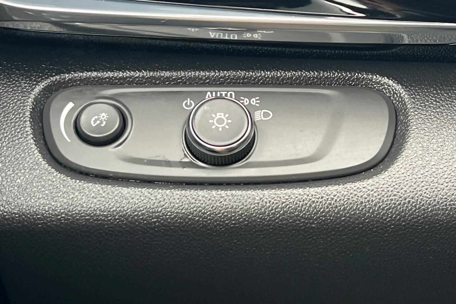 Thumbnail: 2024 Buick Envista - 32