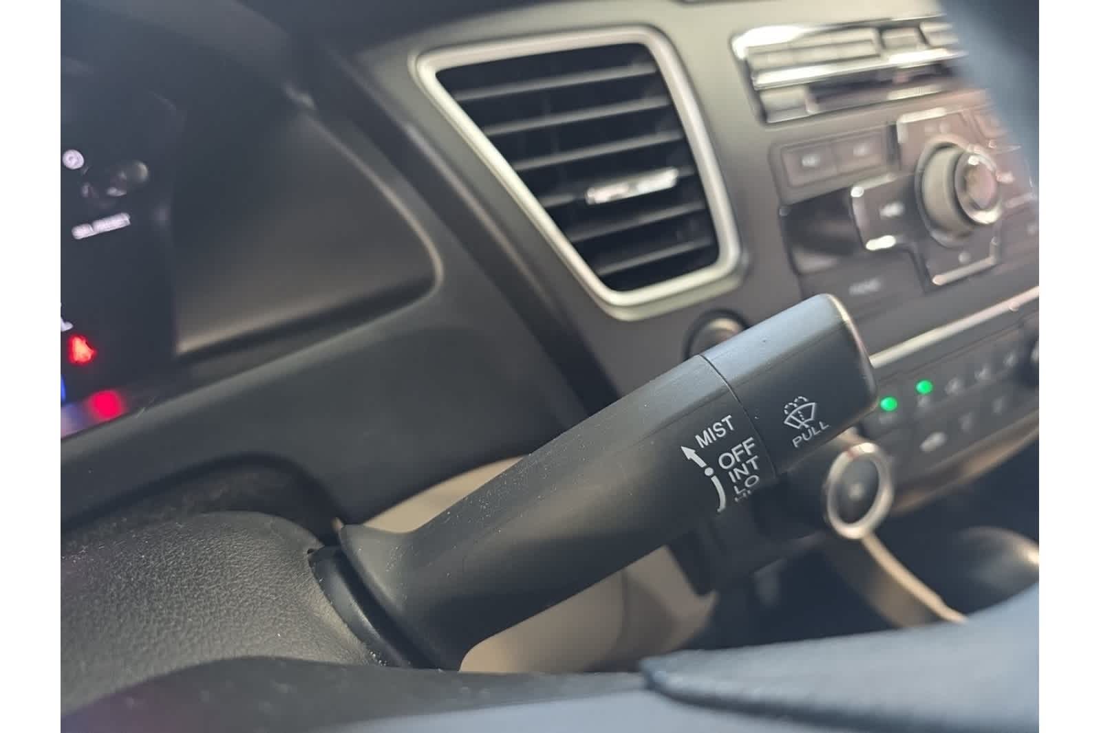 Thumbnail: 2015 Honda Civic - 30