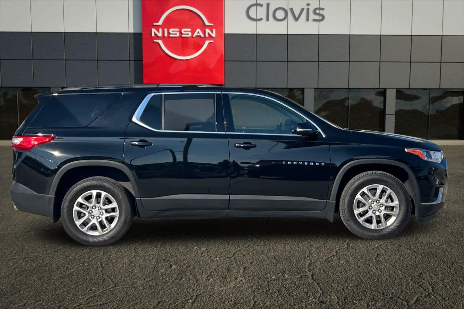 Thumbnail: 2020 Chevrolet Traverse - 9