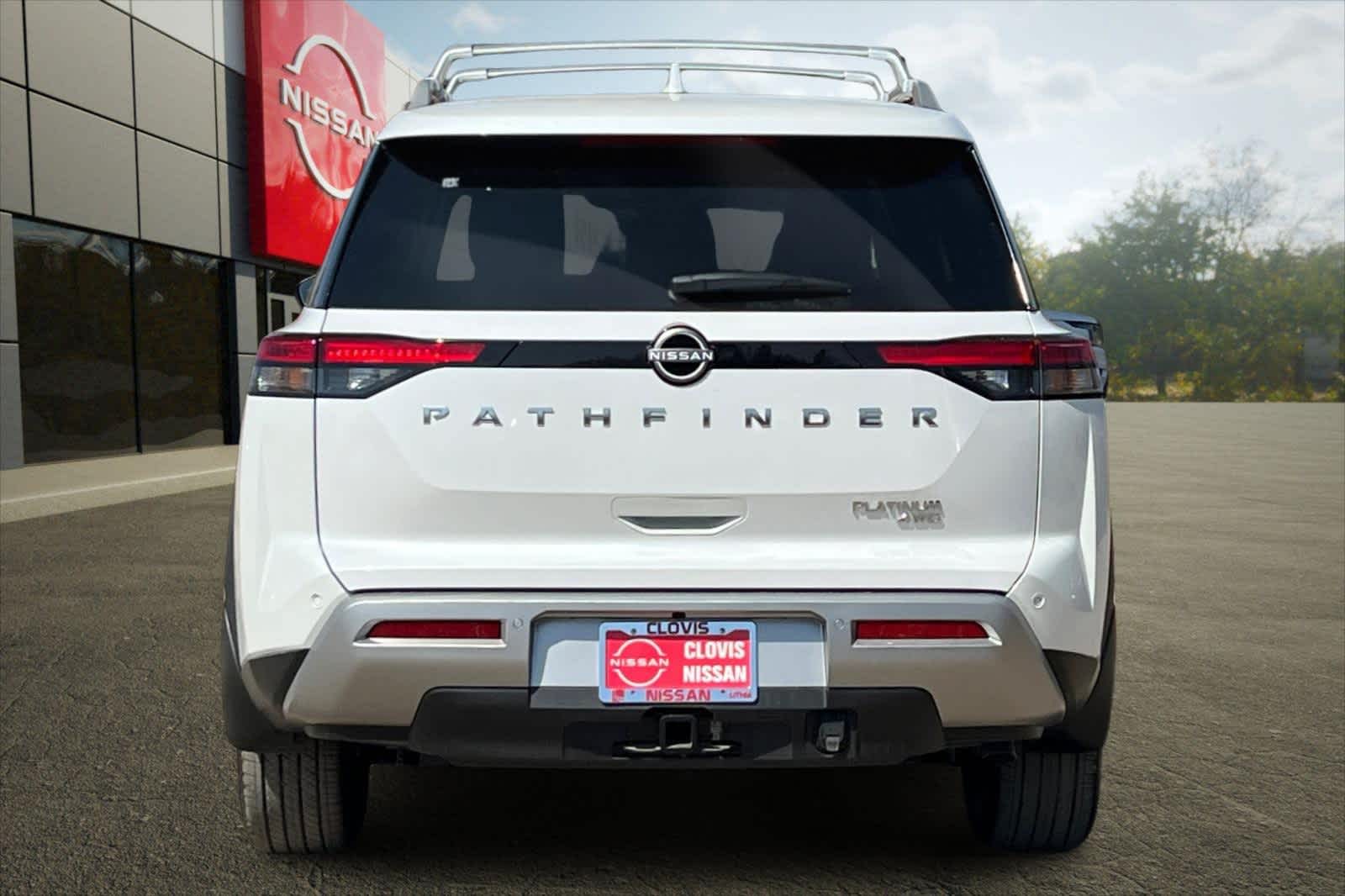 Thumbnail: 2025 Nissan Pathfinder - 8