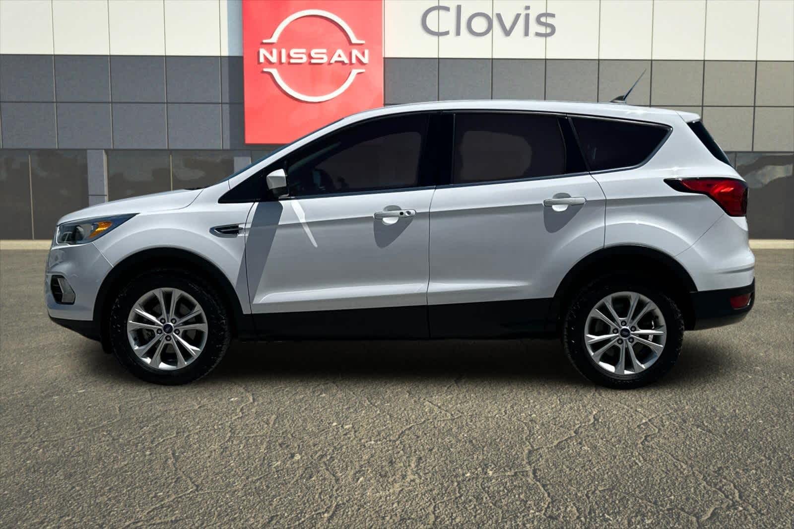 Thumbnail: 2019 Ford Escape - 6