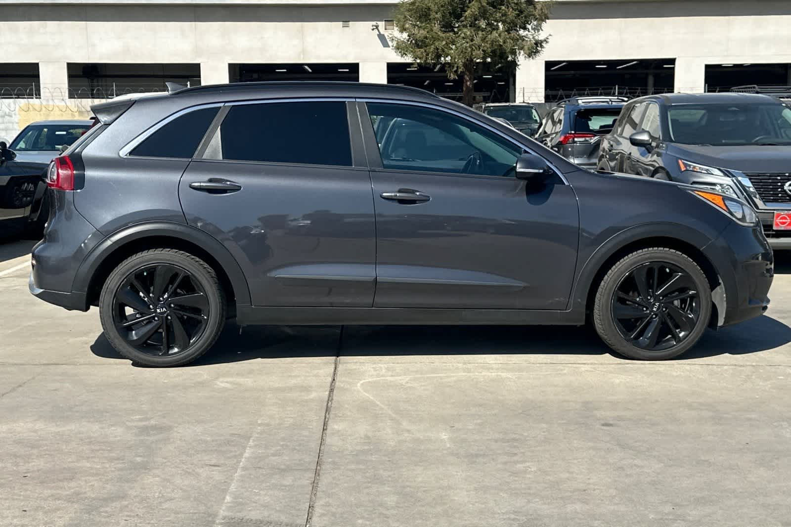 Thumbnail: 2018 Kia Niro - 9