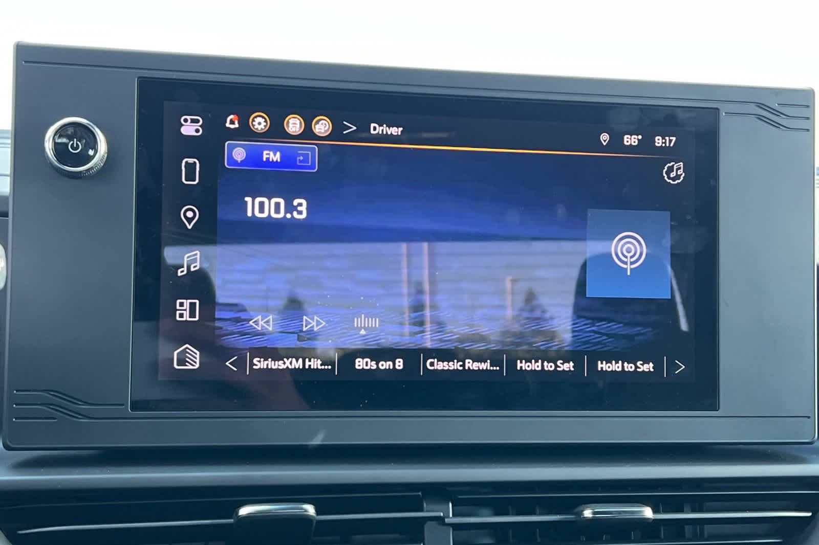 Thumbnail: 2024 Chevrolet Silverado EV - 20