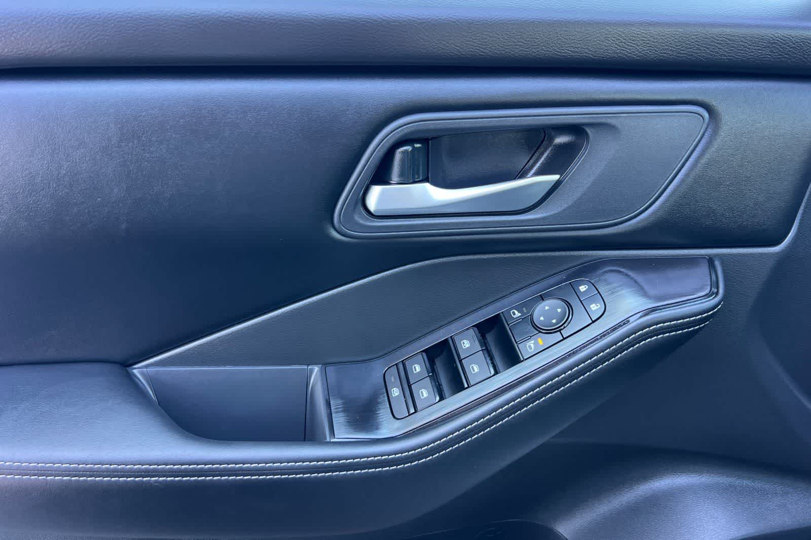 Thumbnail: 2026 Nissan Rogue - 13