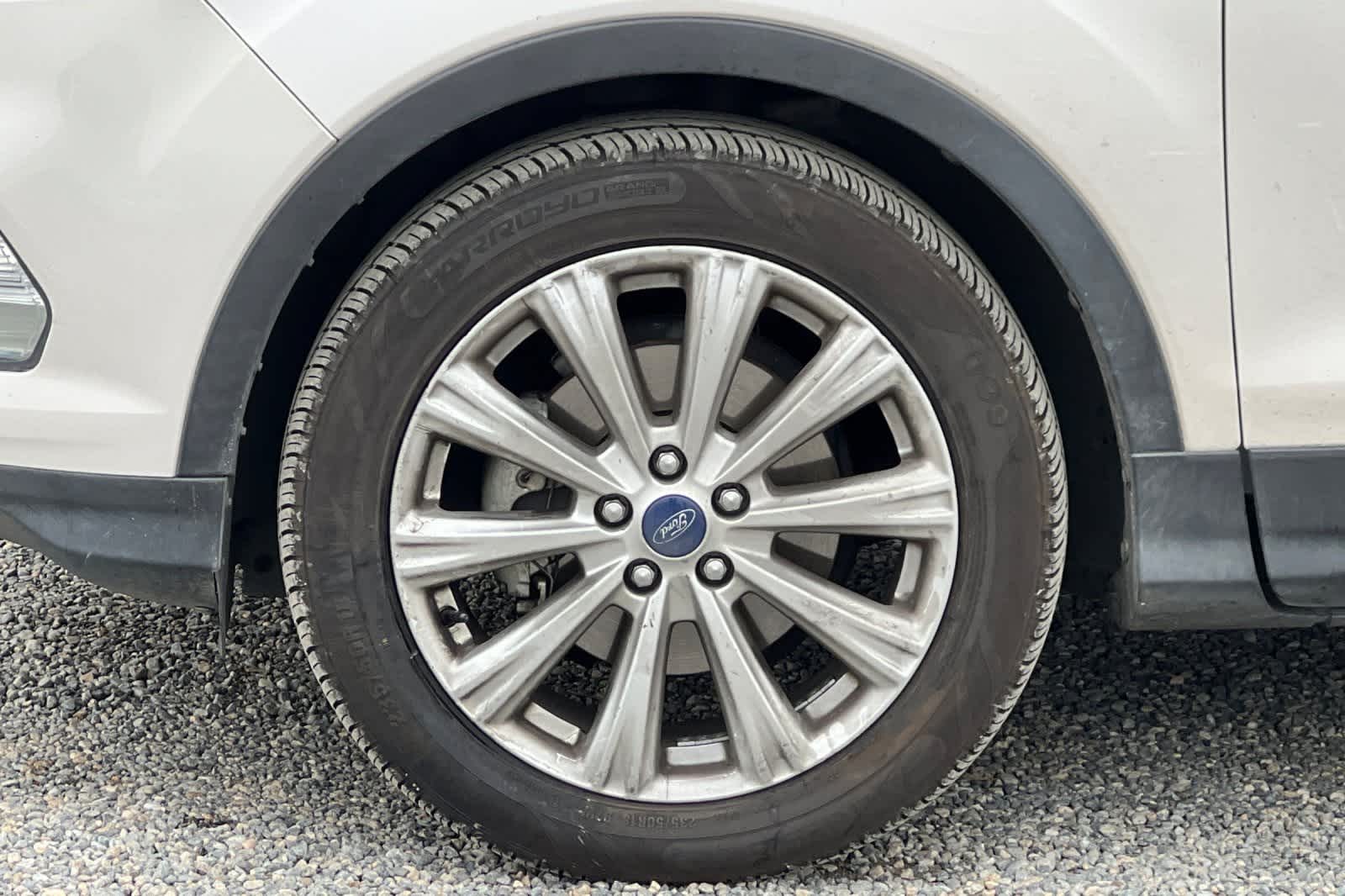 Thumbnail: 2017 Ford Escape - 29