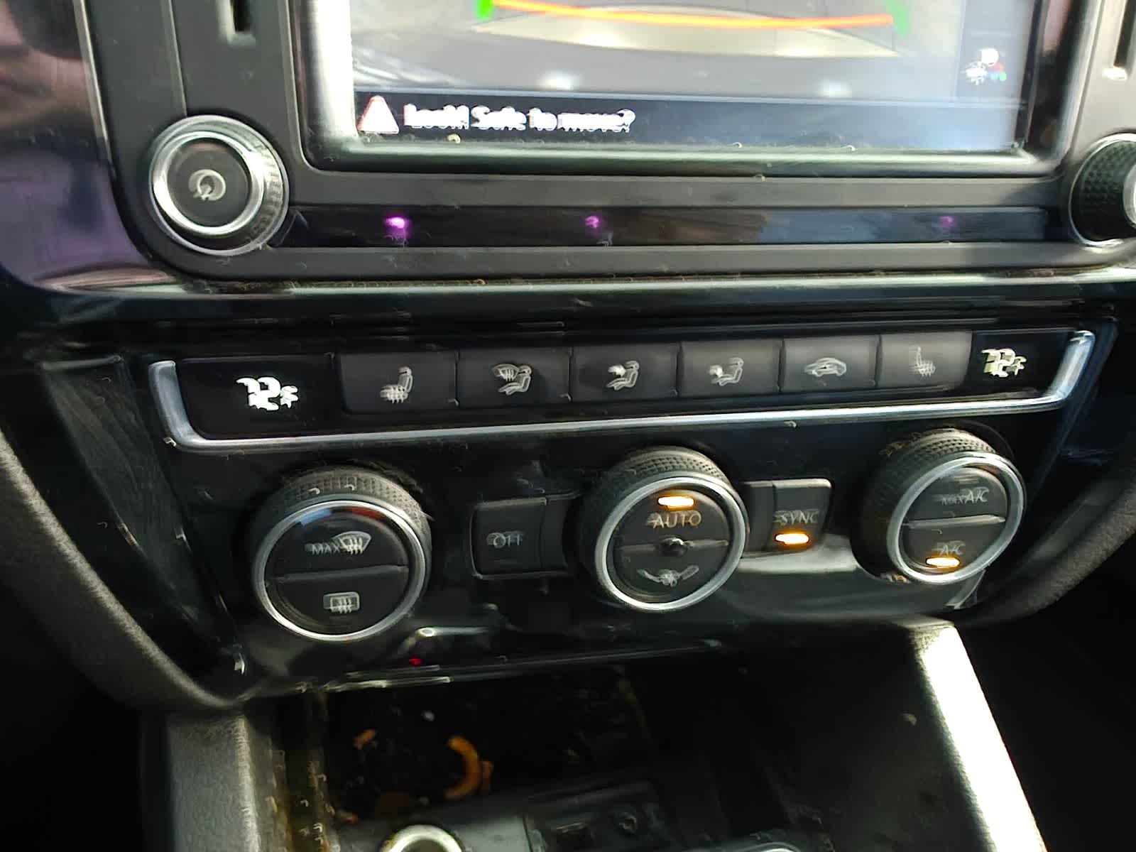 Thumbnail: 2016 Volkswagen Jetta - 22