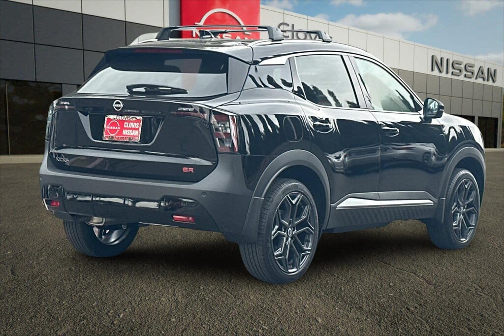 New 2026 Nissan Kicks SR SUV