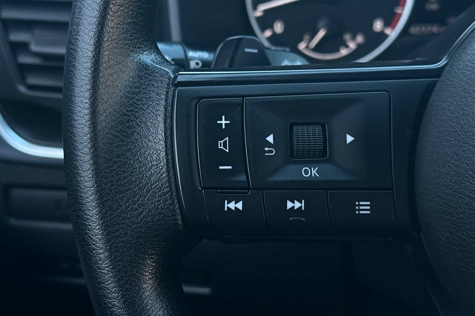 Thumbnail: 2024 Nissan Rogue - 30