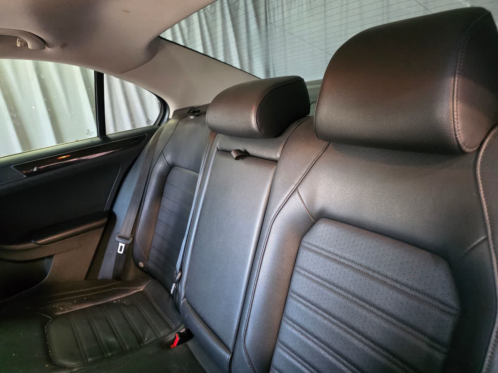 Thumbnail: 2016 Volkswagen Jetta - 14