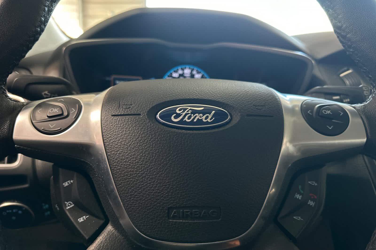 Thumbnail: 2015 Ford Focus - 27