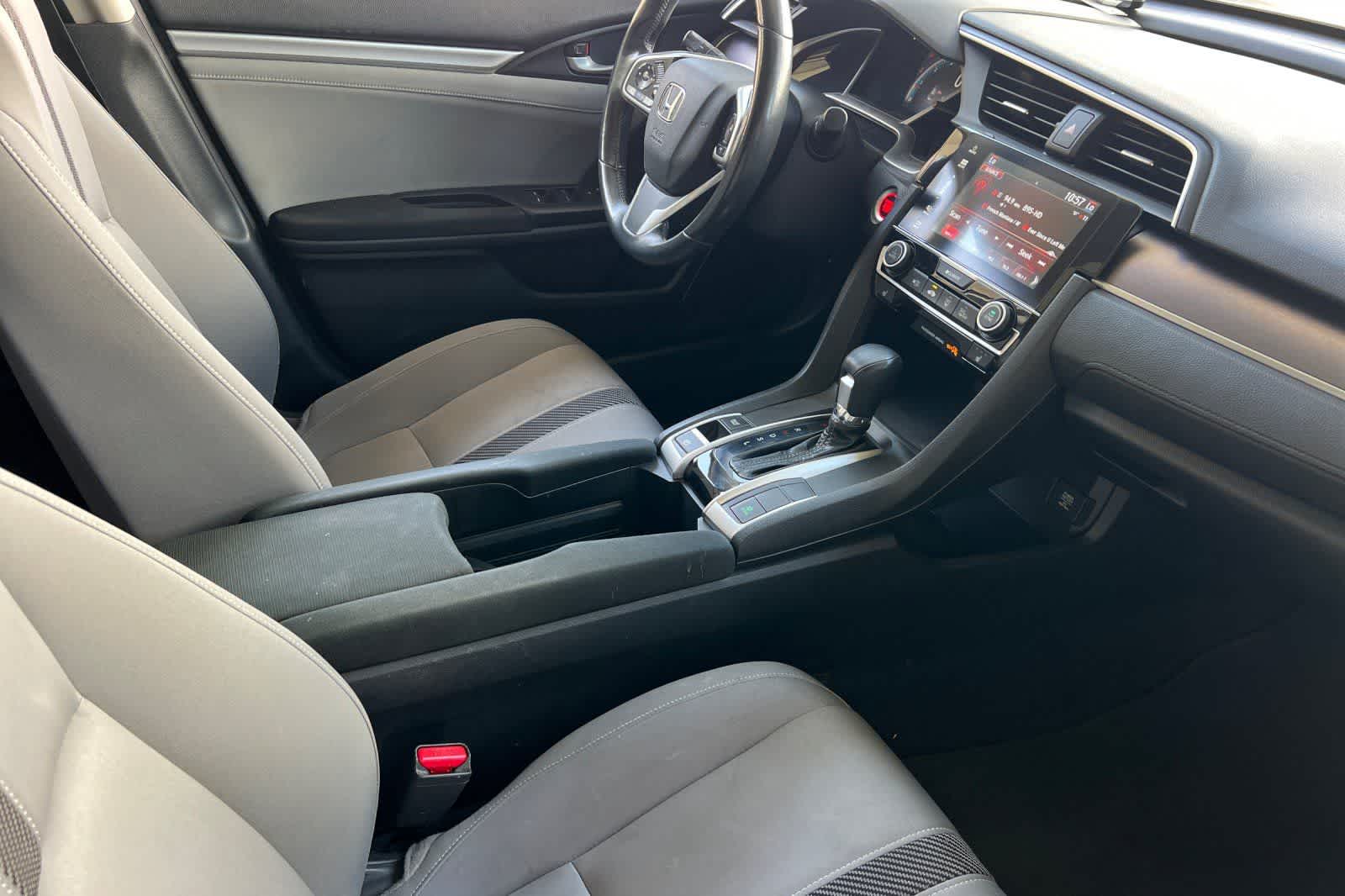 Thumbnail: 2018 Honda Civic - 17