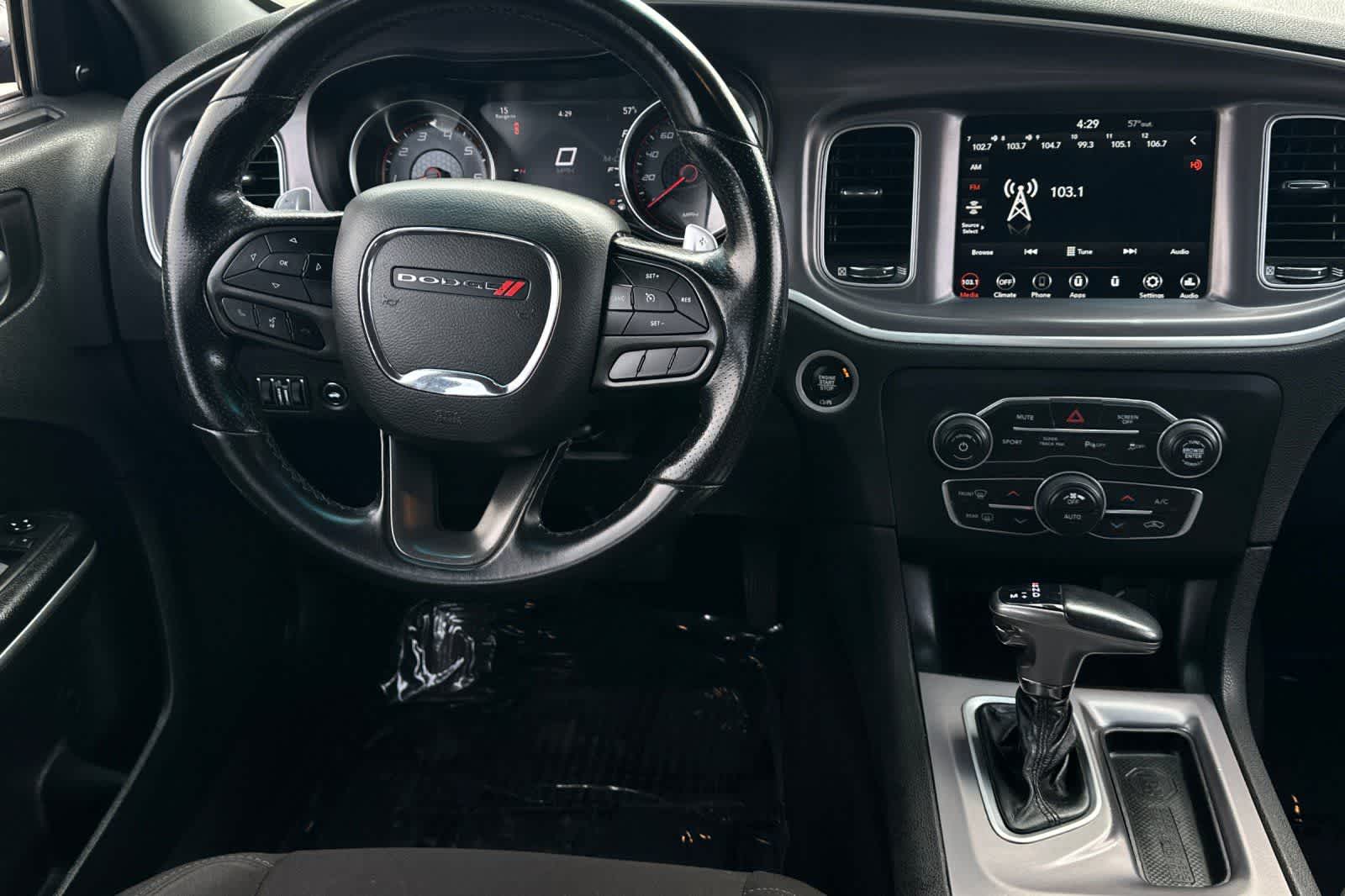 Thumbnail: 2020 Dodge Charger - 16