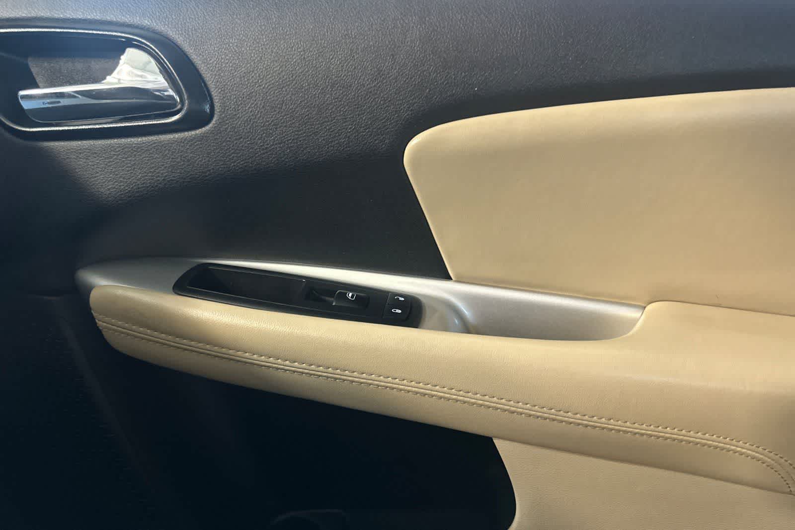 Thumbnail: 2015 Dodge Journey - 21