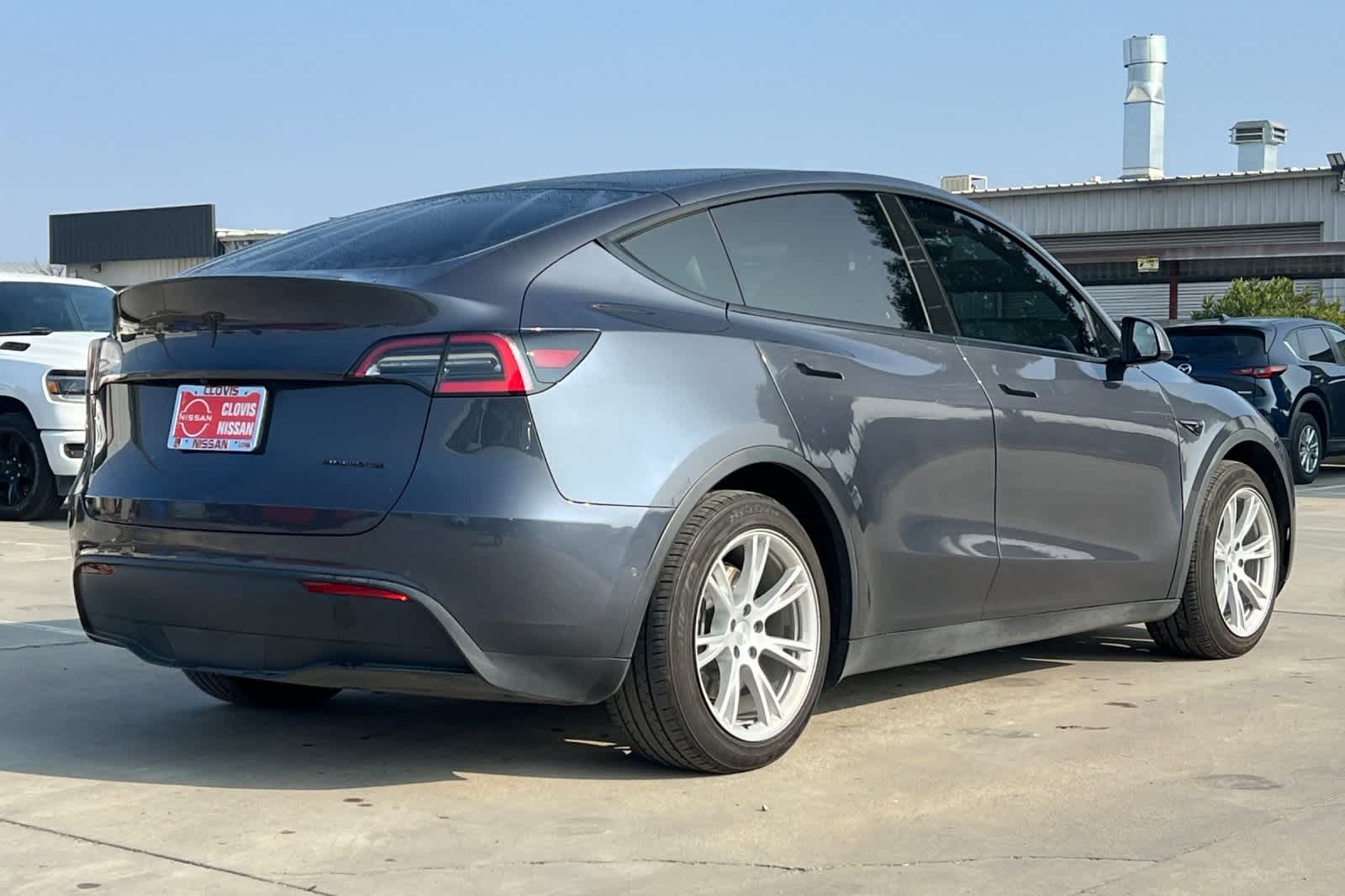 Thumbnail: 2021 Tesla Model Y - 3