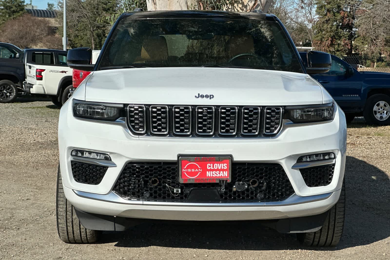 Thumbnail: 2023 Jeep Grand Cherokee - 11