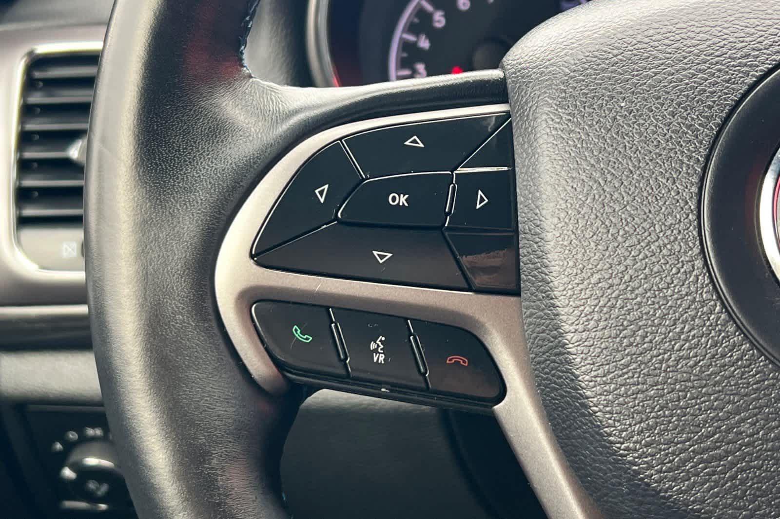 Thumbnail: 2019 Jeep Grand Cherokee - 32