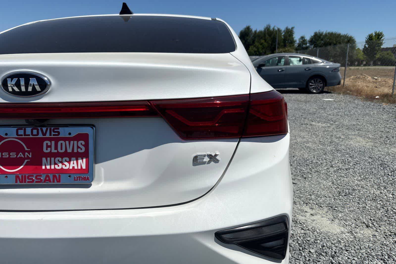 Thumbnail: 2019 Kia Forte - 13