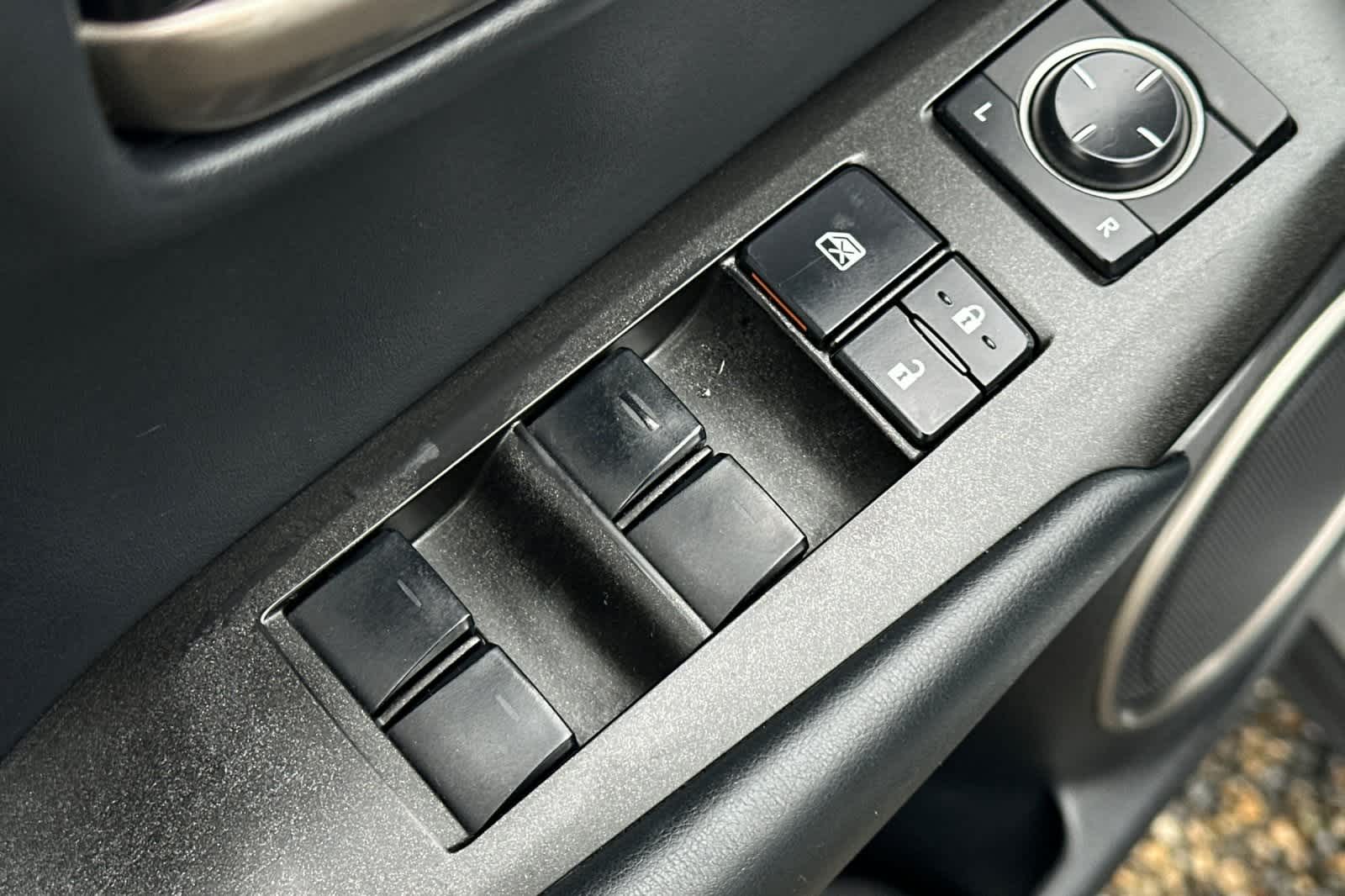 Thumbnail: 2015 Lexus NX - 14